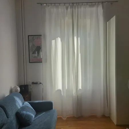 Brenta - Close To Metro