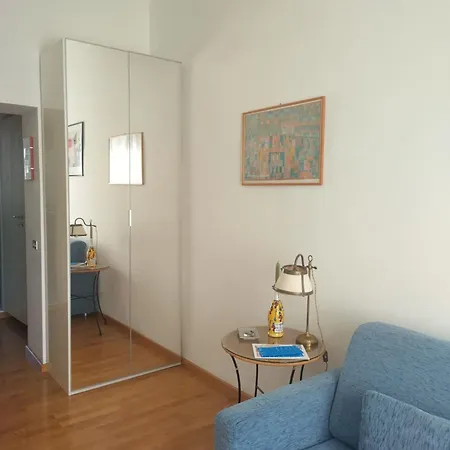 Brenta - Close To Metro Appartement Milaan